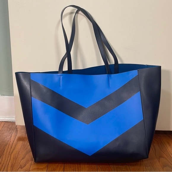 Tory Burch Sport Chevron Large Tote Bag Blue Black - Picture 1 of 12